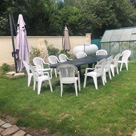 Gite Des 3 Pleureuses Saint-Riquier Exterior foto