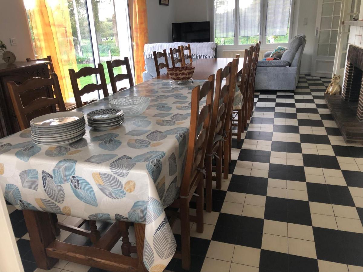 Gite Des 3 Pleureuses Saint-Riquier Exterior foto